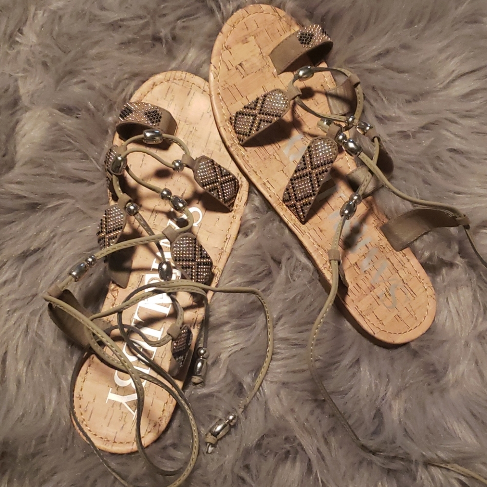 Sandal
